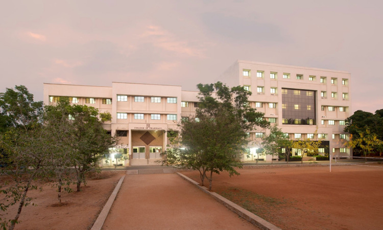 KMCH college
